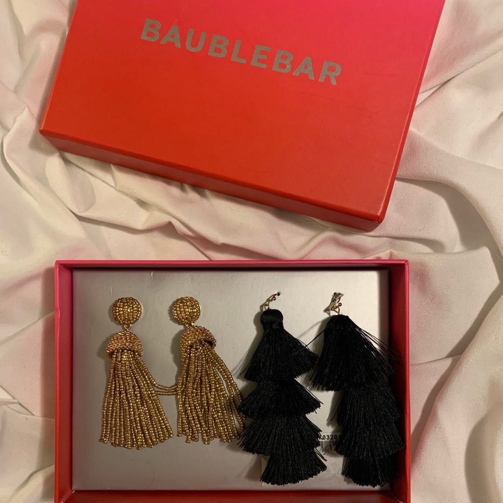 Brand new pack of earrings